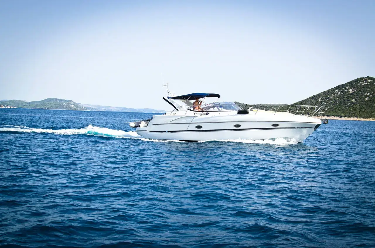 LUXURY AND PRIVATE CHARTER IN ISTANBUL